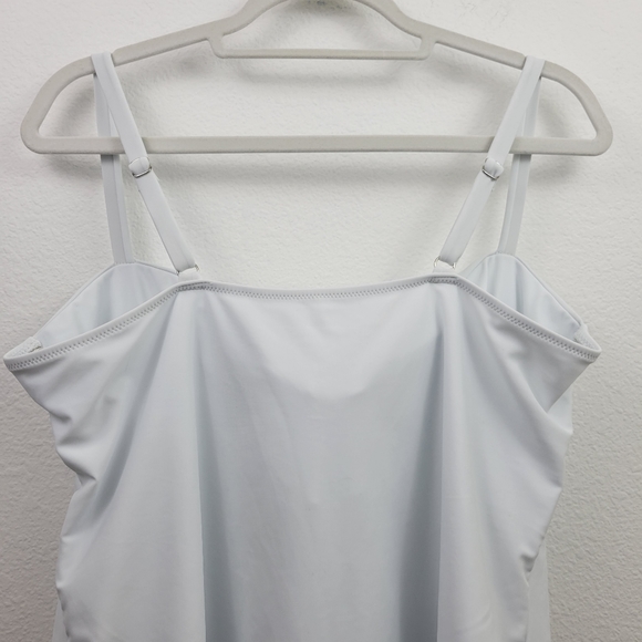 White One Piece Swimsuit With Front Keyhole - Picture 7 of 9